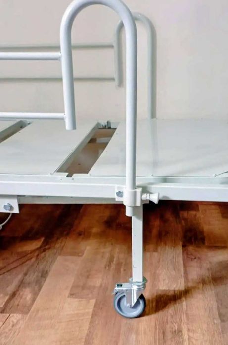 Електрическо болнично легло с два мотора и дистанционно