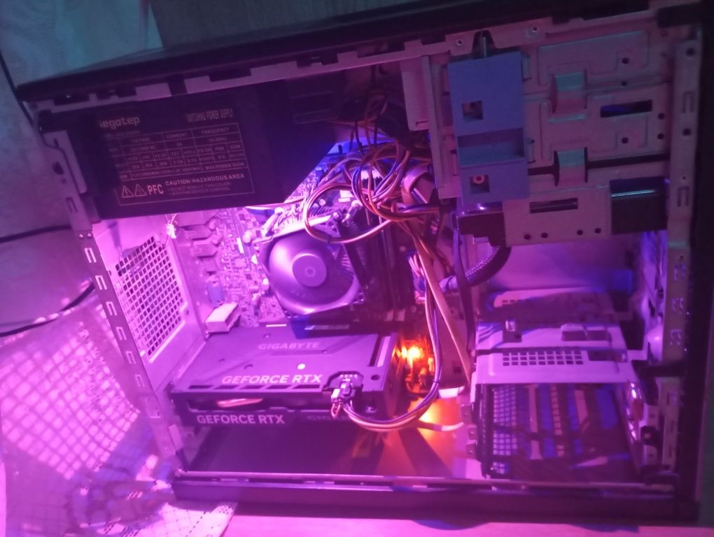 Vând PC de gaming