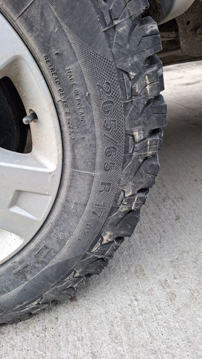 Vand roti cu caciucuri noi