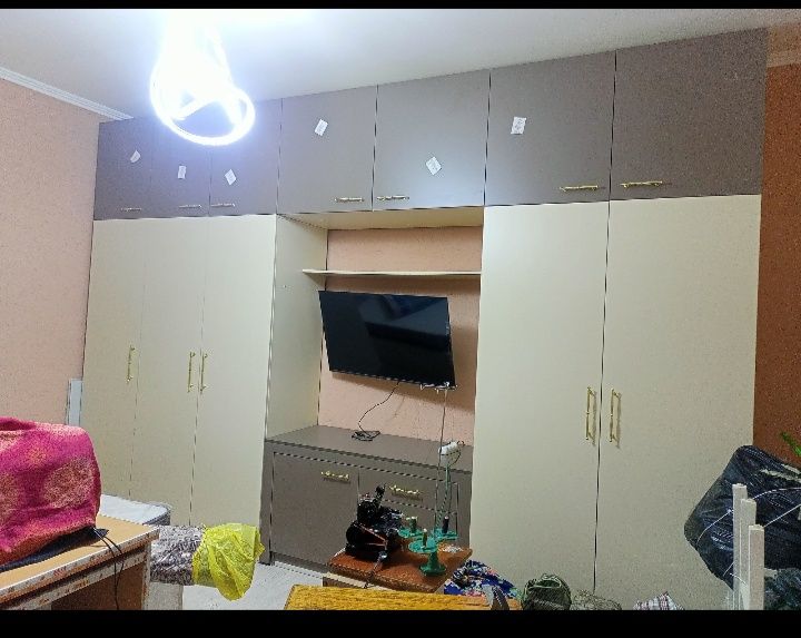 Продам дом 1 комнатный с маленьким двориком обустроен,зайти и жить