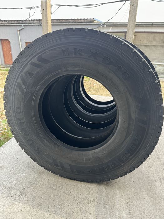 Anvelope Noi tractiune  8X 315/80 R22,5 Kumho 2023