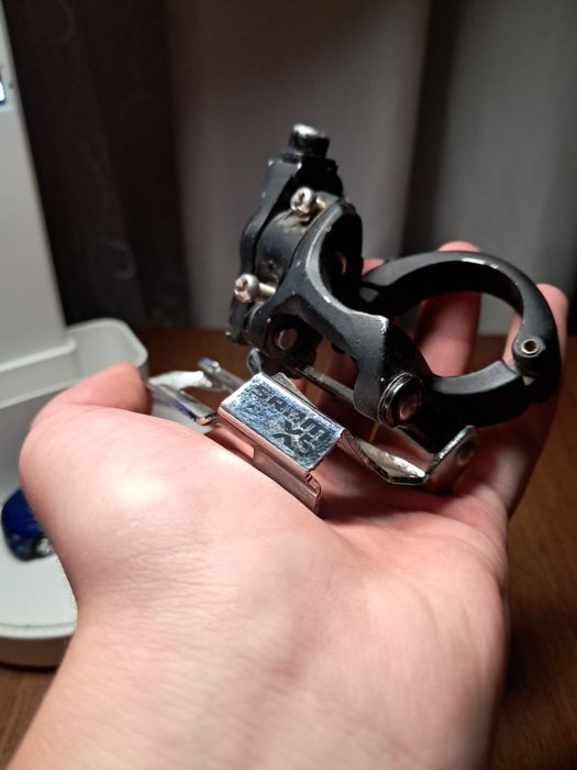 Продам срам Манетку