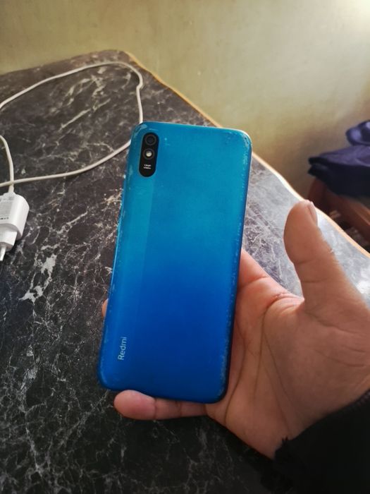 Xiomi redmi 9a sroʻchna sotiladi.