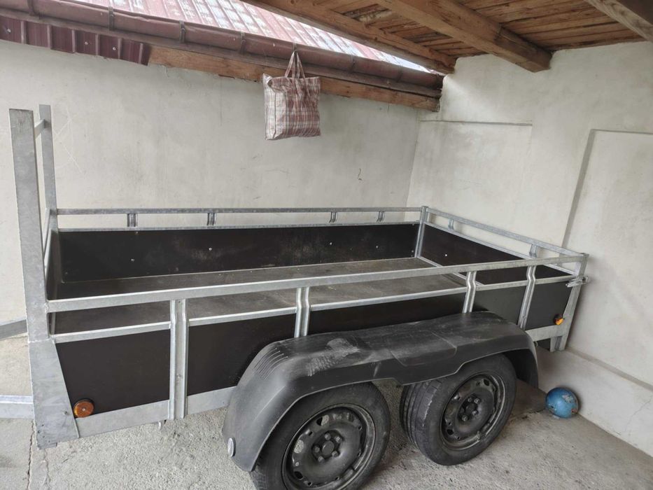 Vând Remorca 750kg