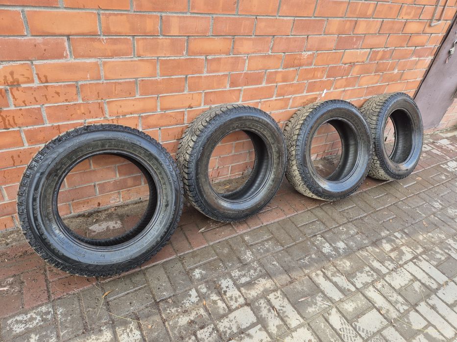 Шины зима шипованные Nokian nordman 5 suv