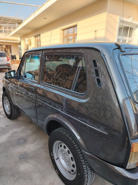 Продаю Нива 2121