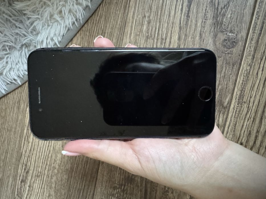 Iphone 8 , 128 gb