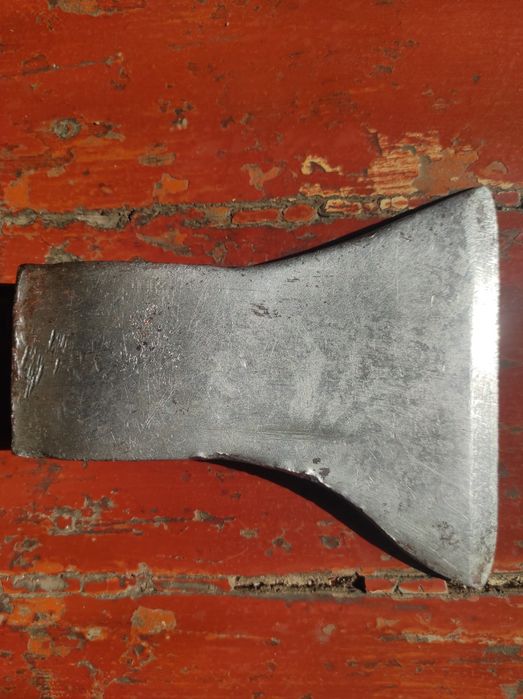 Продам качественый тапор.