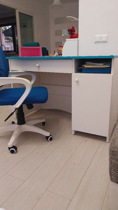 Birou si scaun rotativ -băiat