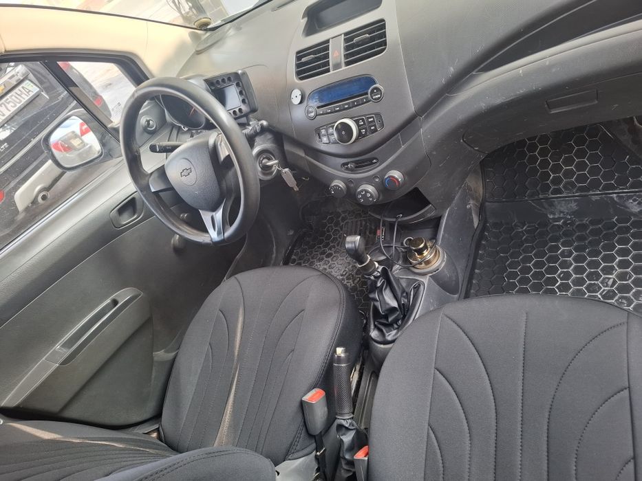 Спарк 1 позиция сотилади матор ходовой зор чикими йок краска 50 фоиз