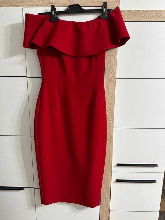 Rochie rosie eleganta
