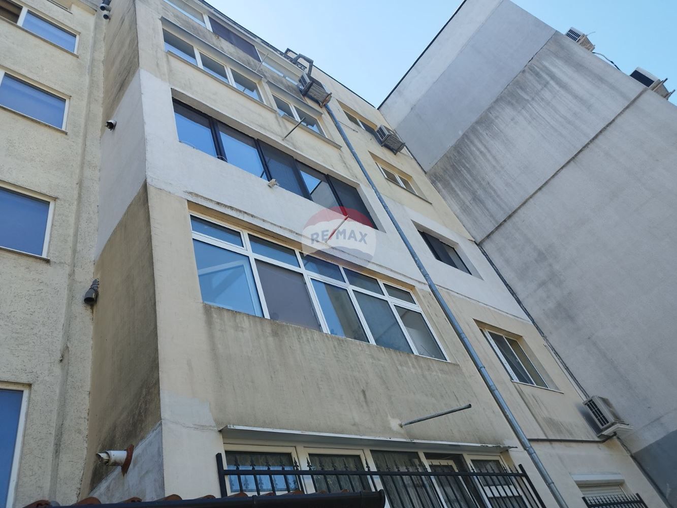 Двустаен апартамент,кв.Възраждане 4,гр.Варна ТЕ