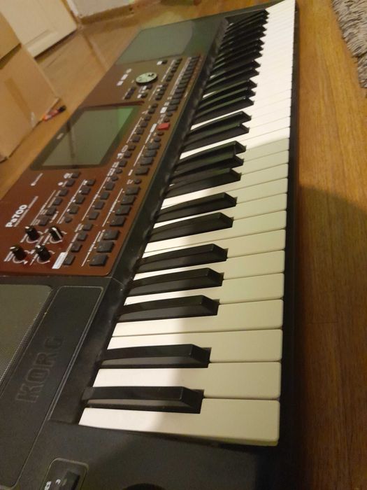 Korg Pa700 /Корг па 700