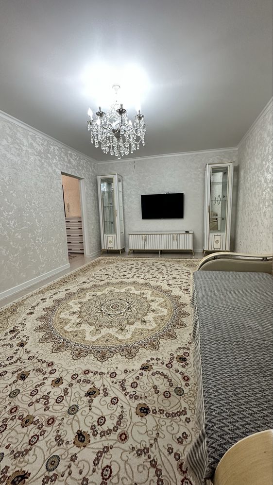 Сдам 2 комн.квартиру на Батыс2