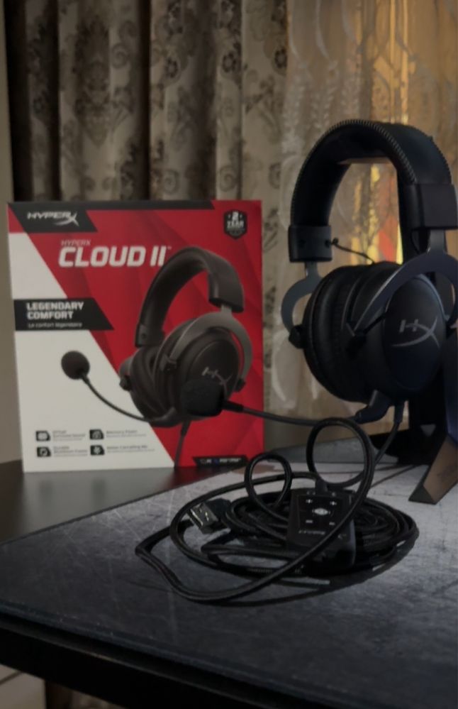 Casti gaming HyperX Cloud II