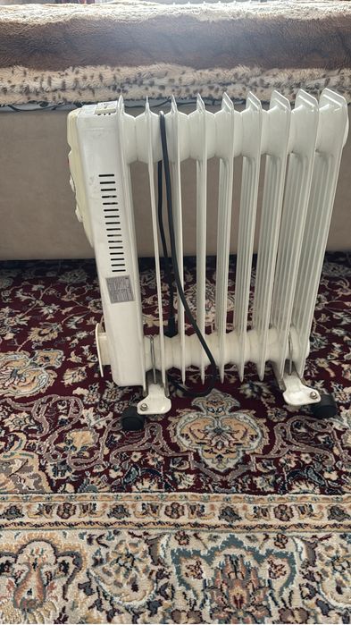 Продам обогреватель масляный