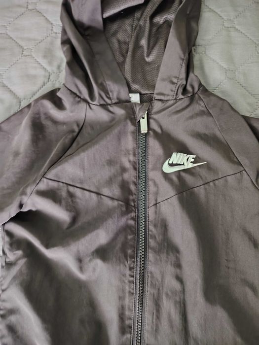 Ветровка на Найк