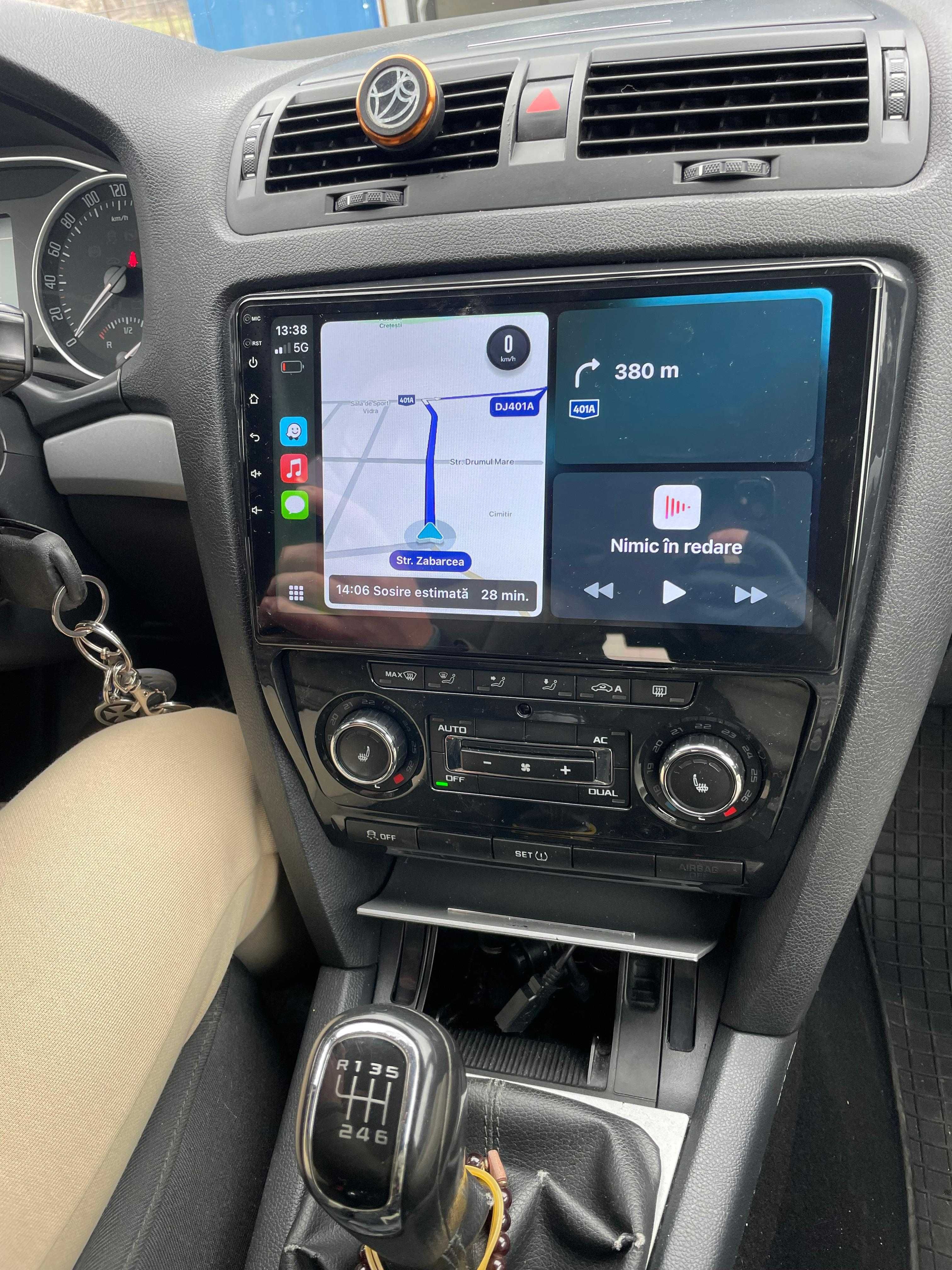 Navigatie Android Skoda Octavia 2 Carplay Android Auto + Camera