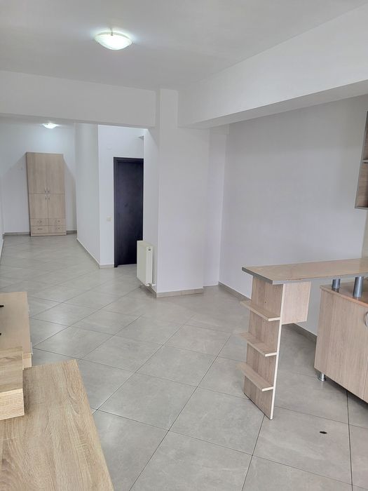 P.F. vând ap. 1 cam. la Palas-Lazăr Residence