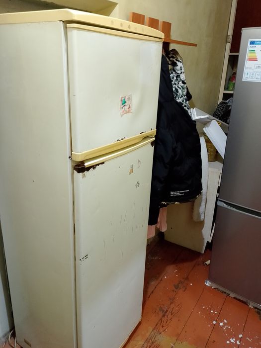 Электроника холодильник