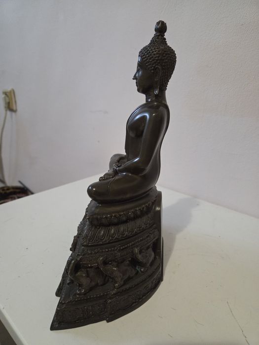 Много стара месингова Буда идеална за вашия дом или офис