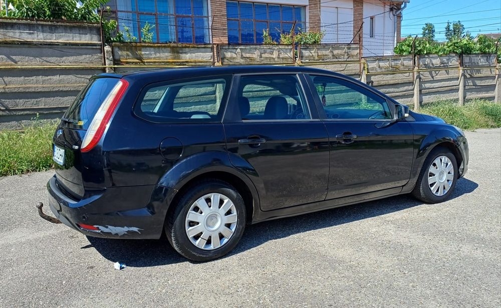Vand sau schimb Ford Focus 1.6 Tdci