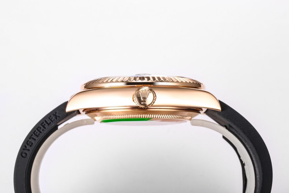 Ceas Rolex Sky Dweller Automatic