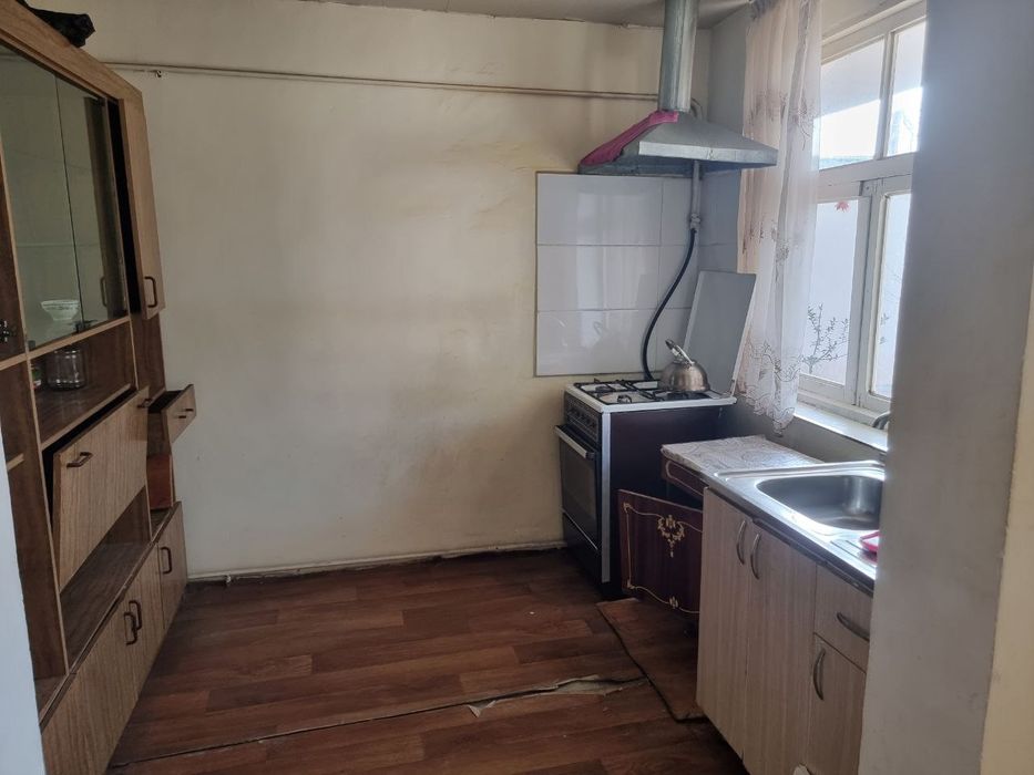 Дом Феруза мавзе ,6сот 5комн Дока Хлеб ост.