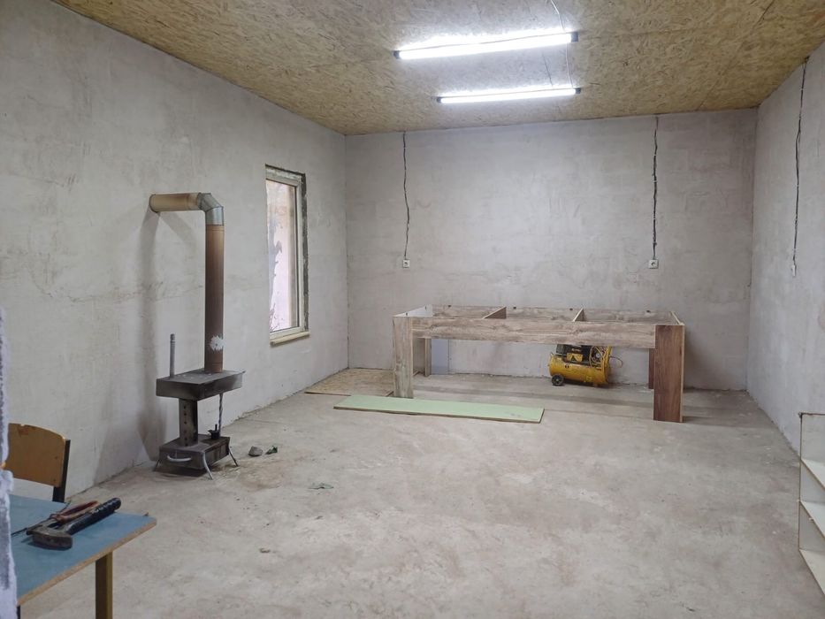 Помещение в аренду (цех под мебель ,склад)