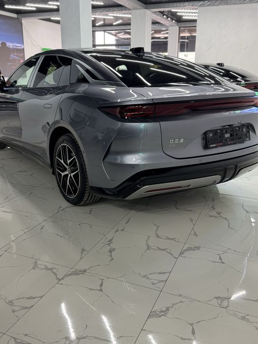 BYD  Han L full poz natarus