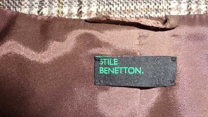 Sacou ecosez stil Beneton, marimea 44,  impecabil