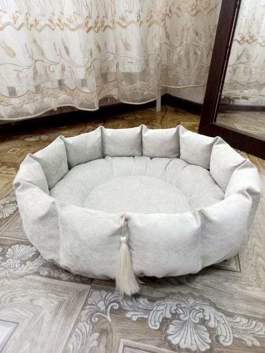 Лежанка для кошечки