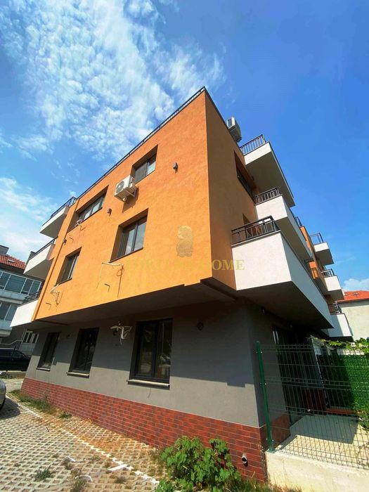 Продава се Тристаен апартамент в Варна, Виница - 90 кв.м за 1245 €/кв.м - Снимка #10