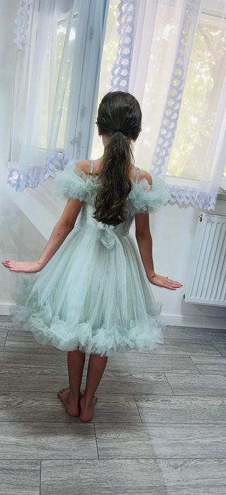 Rochițe de ocazie fetite  de la 4 la 8 ani