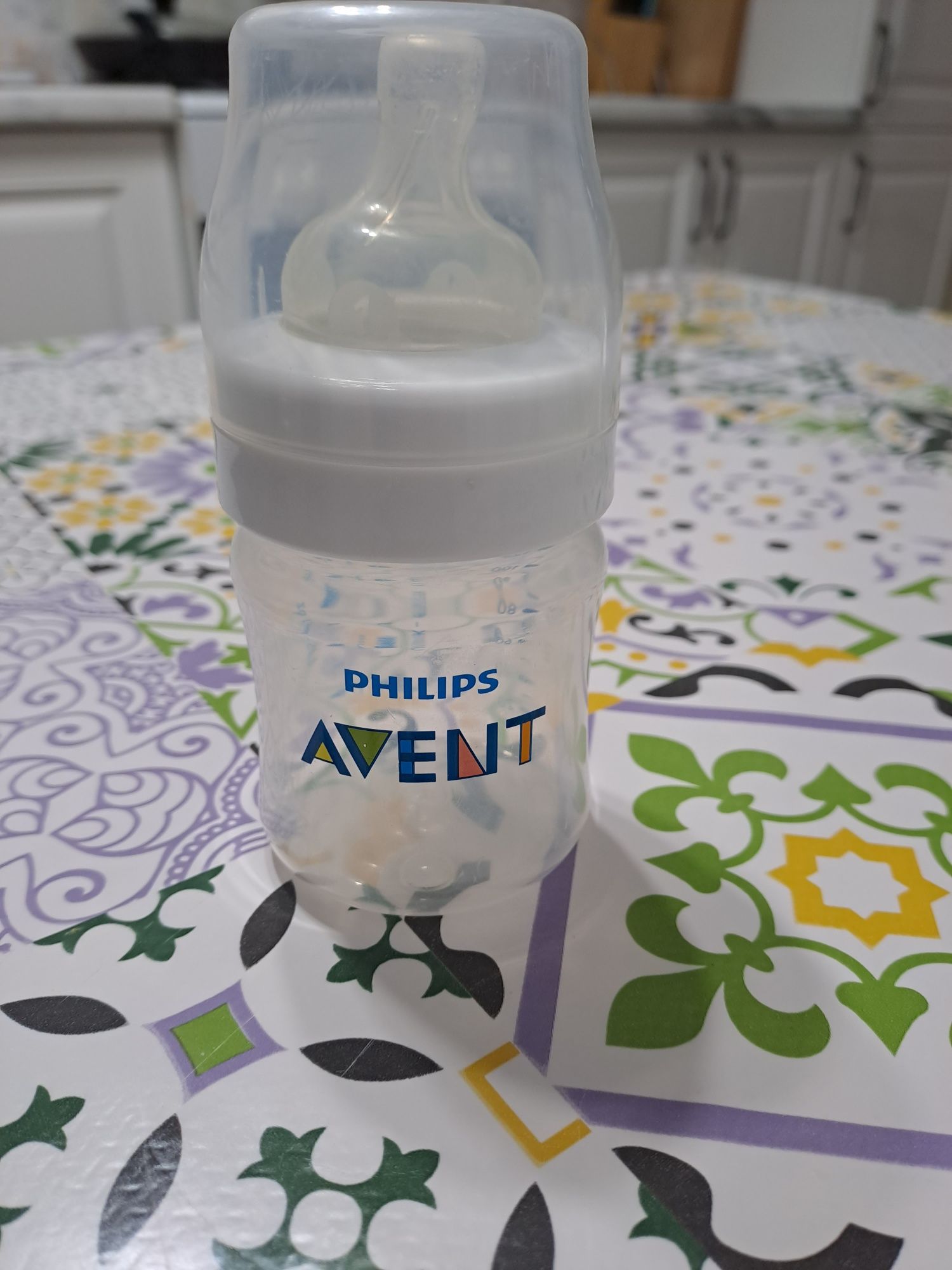 Продам бутылочку детскую с рождения