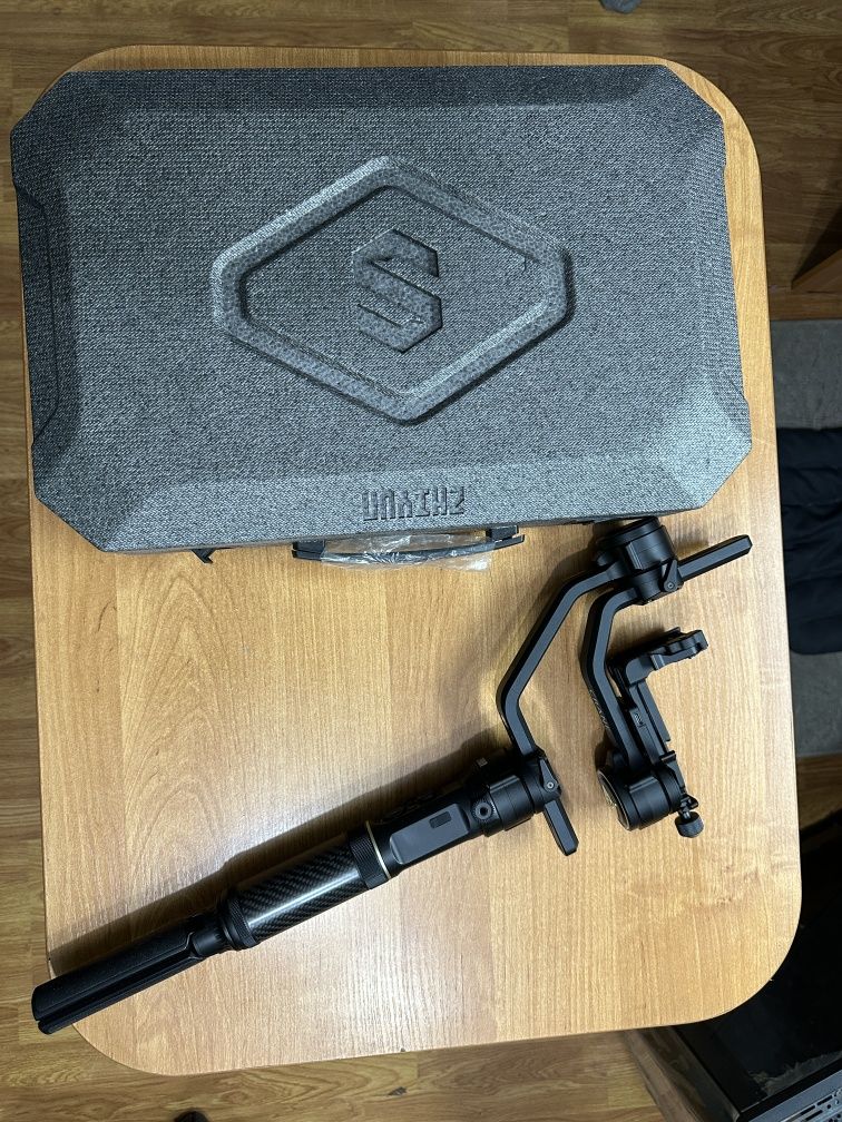 Стедикам, стабилизатор CRANE 2S Zhiyun