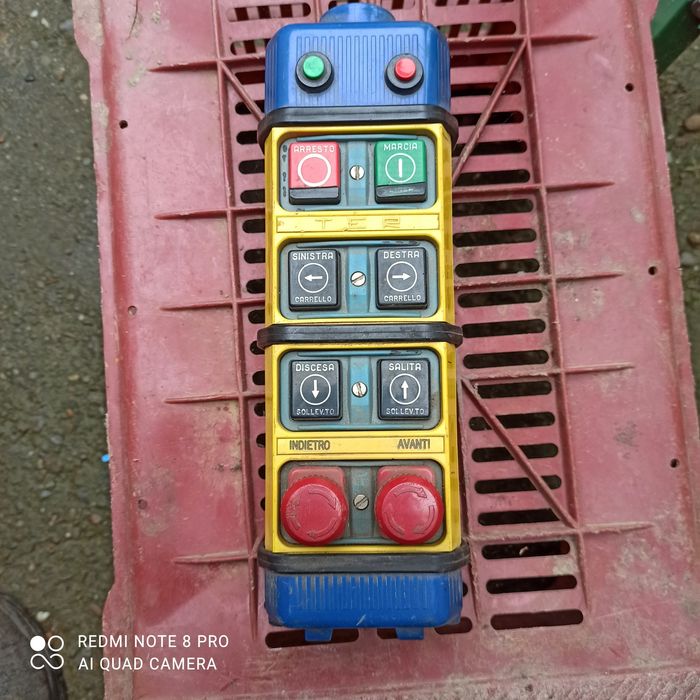 Telecomanda pod rulant