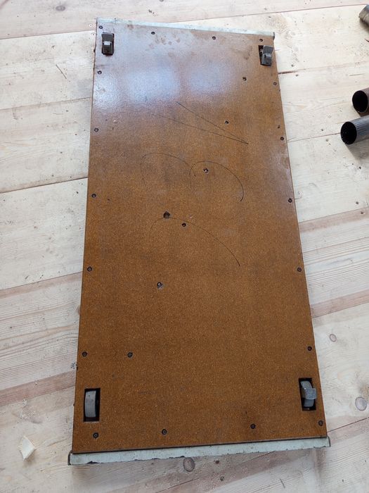 Ниска транспортна количка за багаж или монтьор