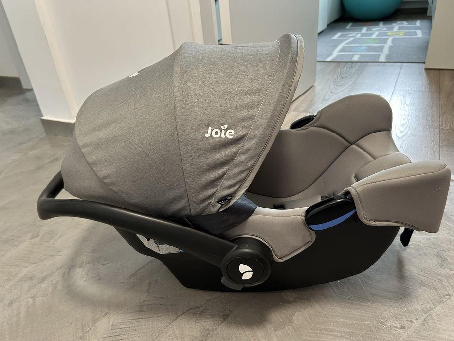 Scoică mașină Joie I-Snug 0-12 luni insertie nou nascut