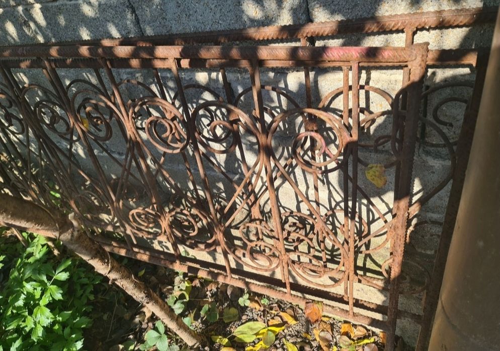 Gard cimitir grilaj pentru loc de veci 3m pe 3m