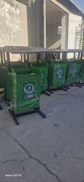 Урна мусорная тройная металлическая