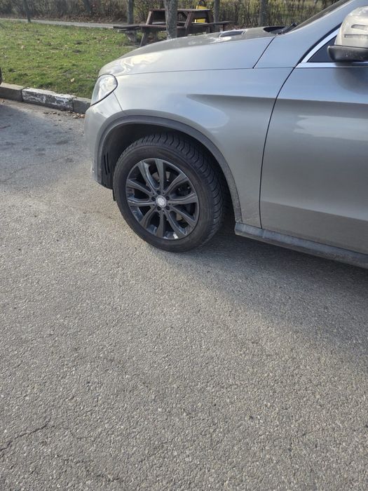 Продавам гуми и джанти