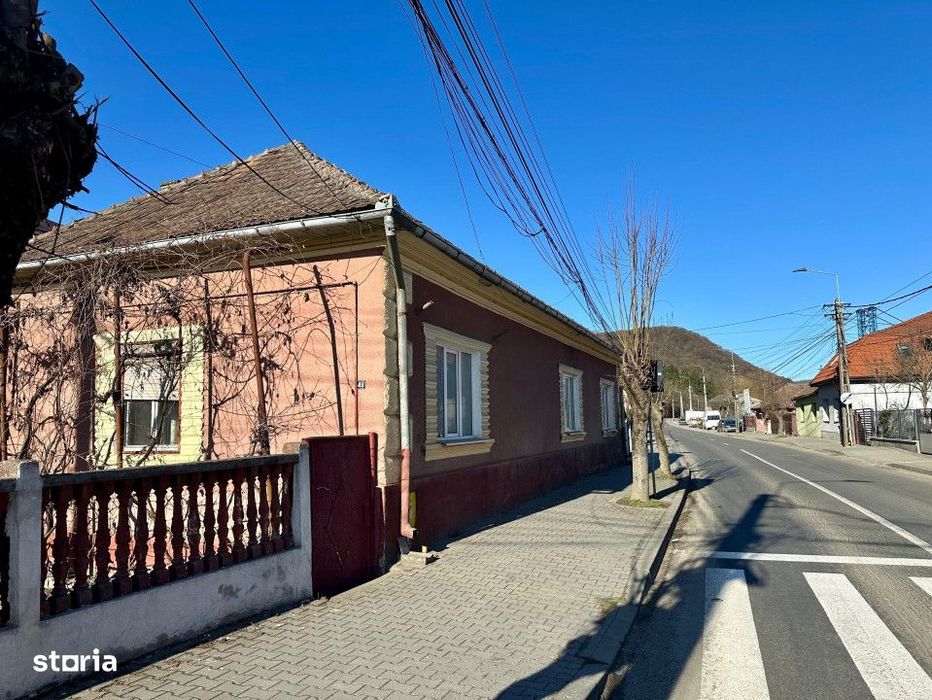 Casa zona centrala , 180 mp .
