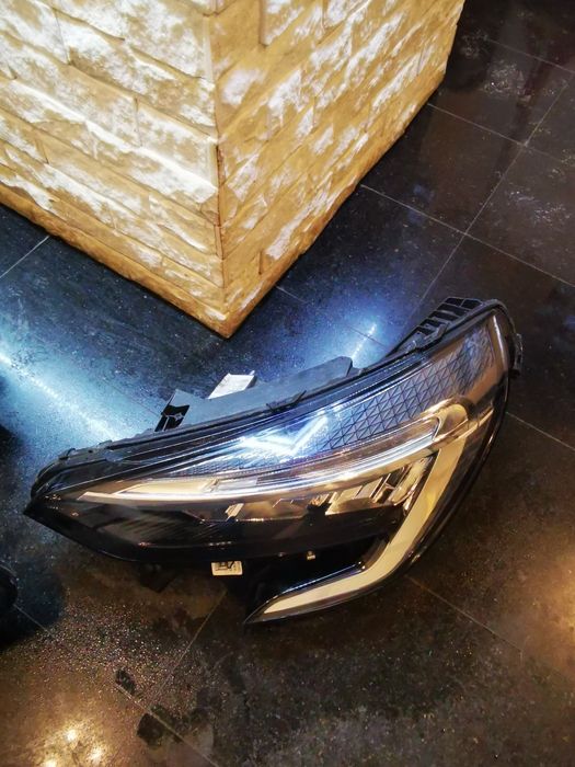 Far stânga dreapta led pure vision full led Renault Clio 5 2022/2023/2