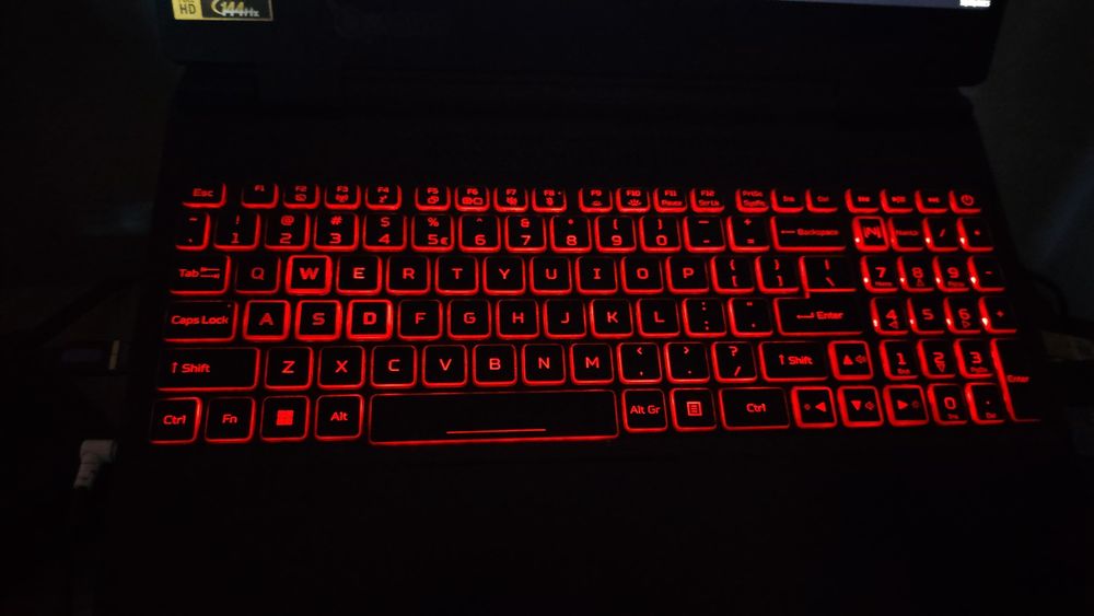 Acer Nitro 5 i7 12700H  RTX 3050 Ti 16GB RAM