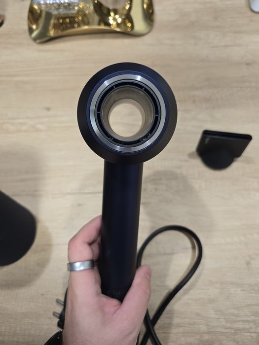 Uscator Dyson Supersonic