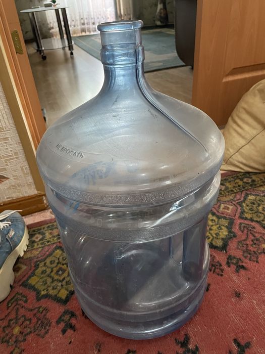 Бутыль пластиковая