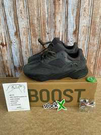 39 Adidas Yeezy Boost 700 V2 Utility Black