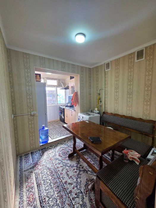 Продаётся 2х комн квартира на 4 этаже Ор-р Овир Университет