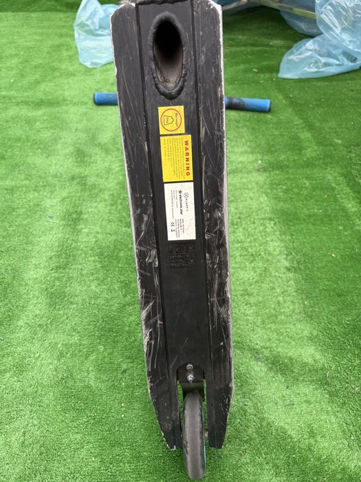 Vand trotrineta freestyle scooter